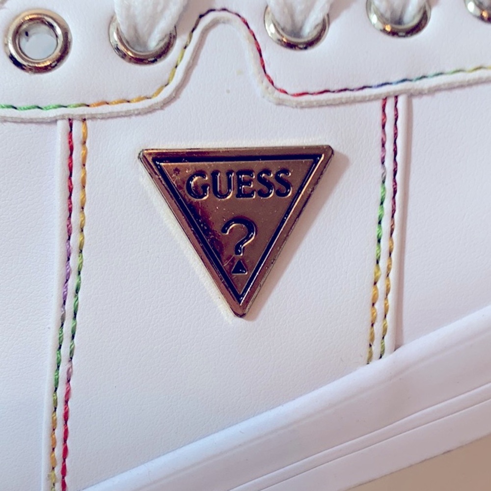 Guess Pacing 3 White/Rainbow Stitching Lace Up Classic Sneakers - Picture 7 of 9